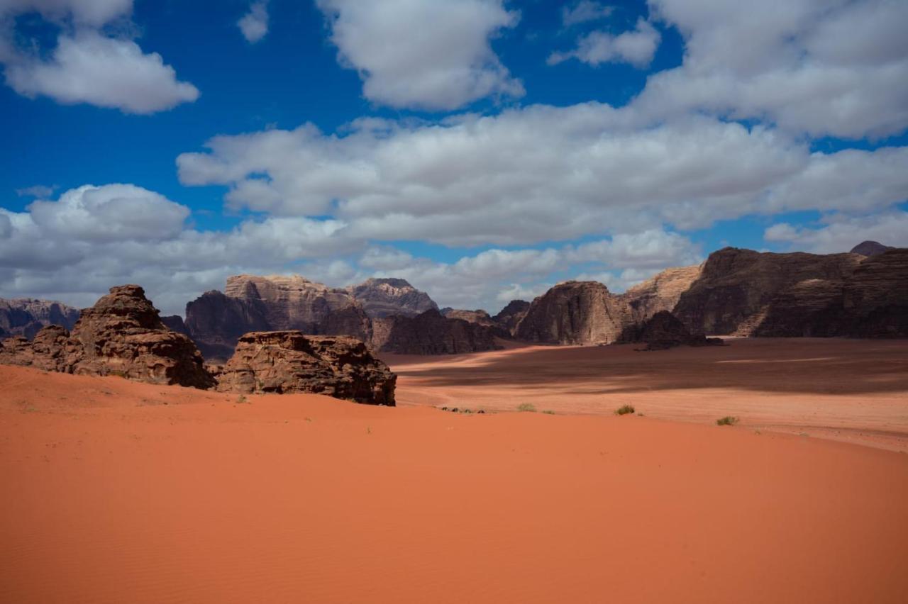 Wadirumtours&Camp Wadi Rum Buitenkant foto