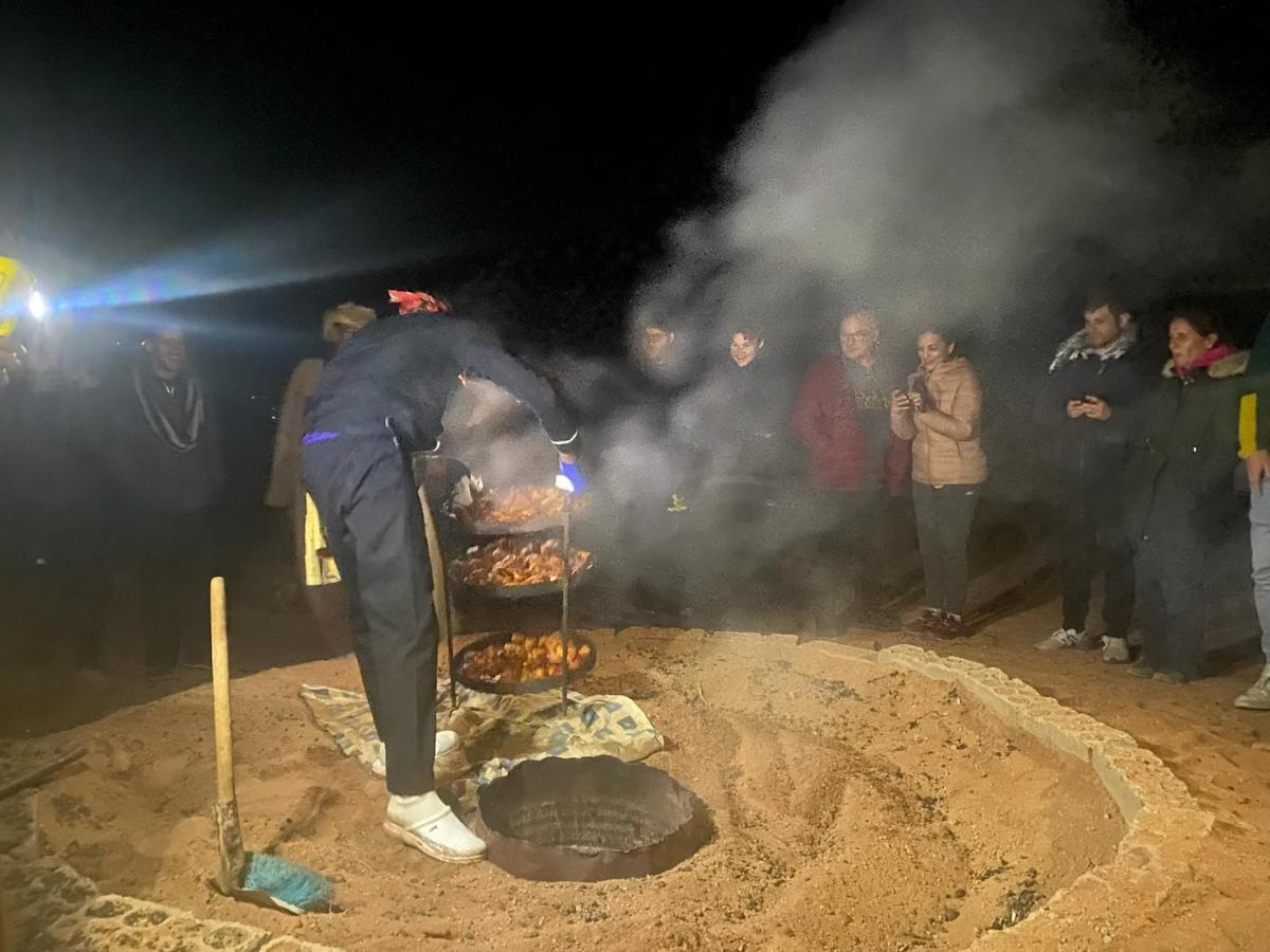 Wadirumtours&Camp Wadi Rum Buitenkant foto