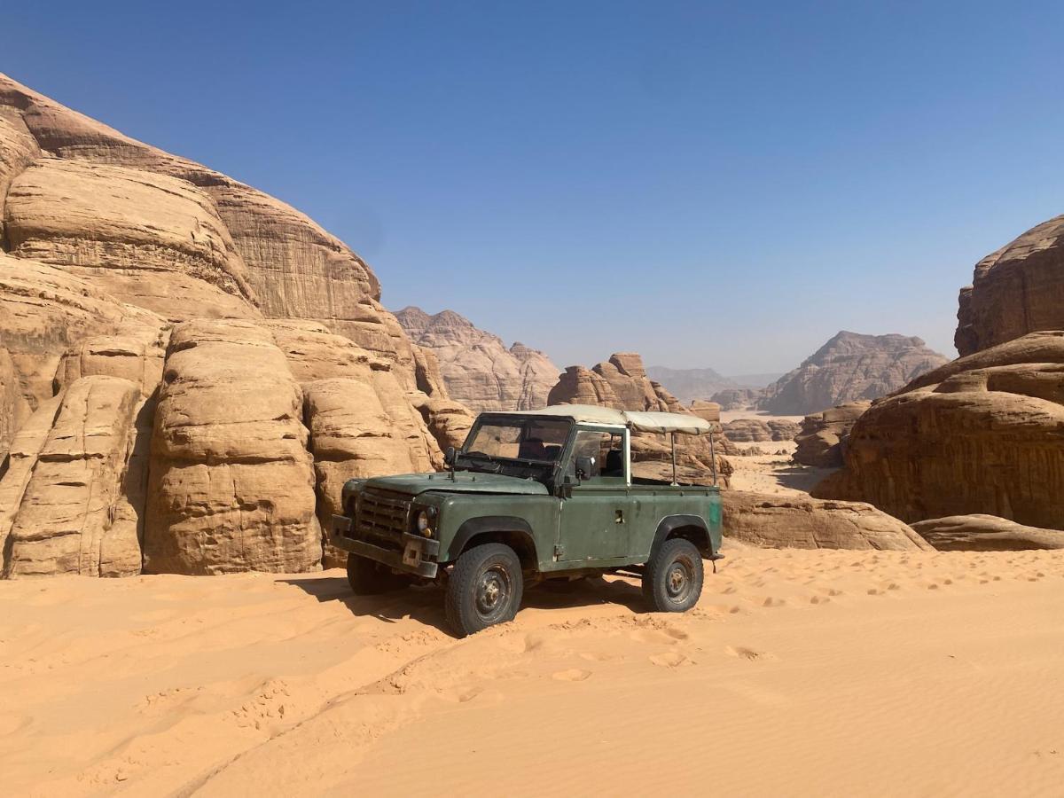 Wadirumtours&Camp Wadi Rum Buitenkant foto