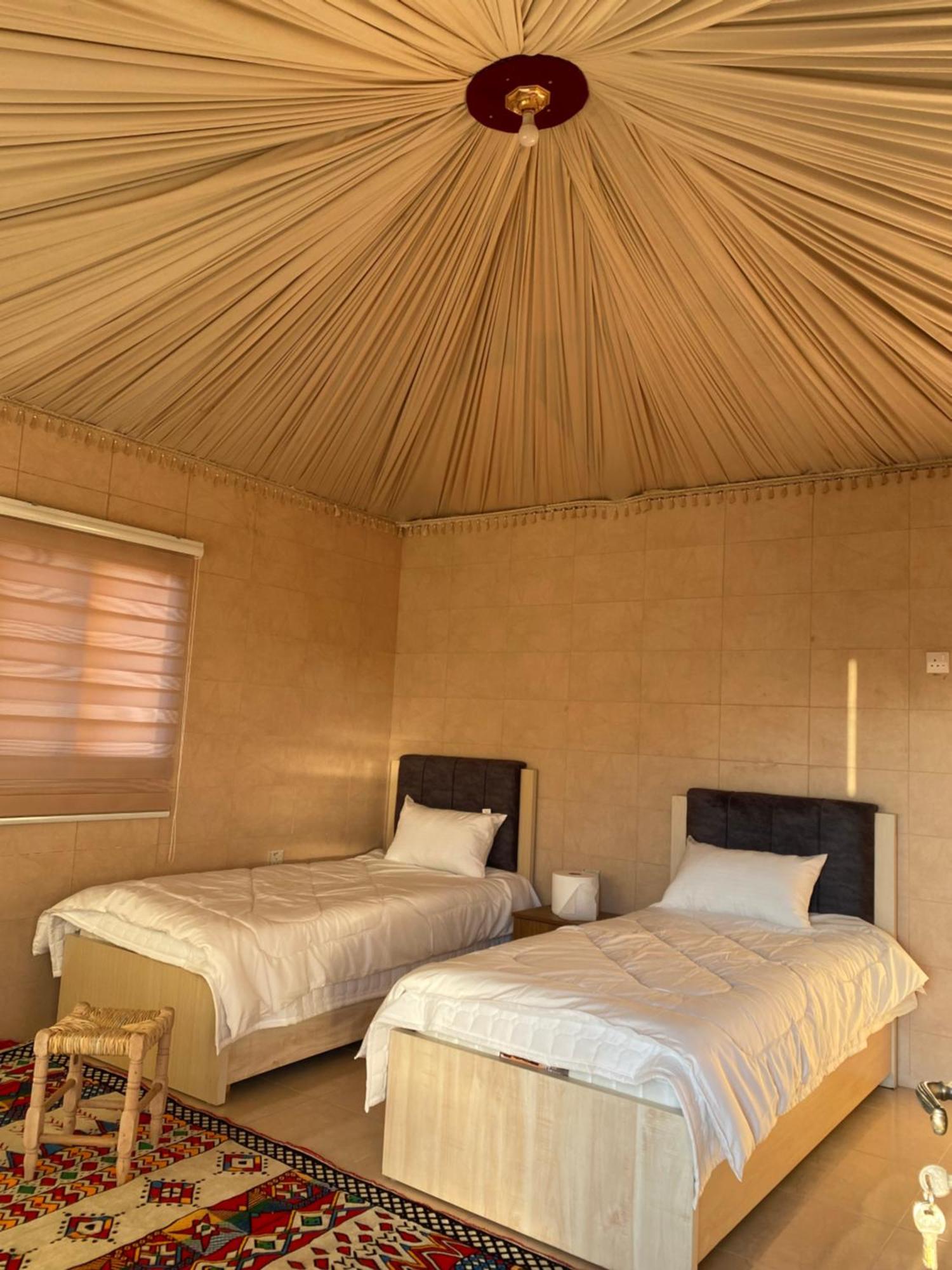 Wadirumtours&Camp Wadi Rum Buitenkant foto